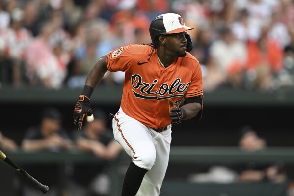 Orioles rally from 4 run deficit to beat Marlins 6 5 for 7th